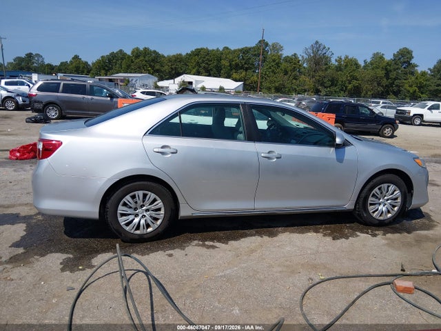2014 Toyota Camry Le მანქანა იყიდება აუქციონზე, vin: 4T4BF1FK1ER424939, აუქციონის ნომერი: 46087047