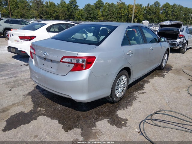 2014 Toyota Camry Le მანქანა იყიდება აუქციონზე, vin: 4T4BF1FK1ER424939, აუქციონის ნომერი: 46087047