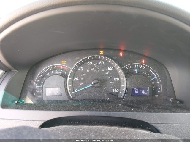 2014 Toyota Camry Le მანქანა იყიდება აუქციონზე, vin: 4T4BF1FK1ER424939, აუქციონის ნომერი: 46087047