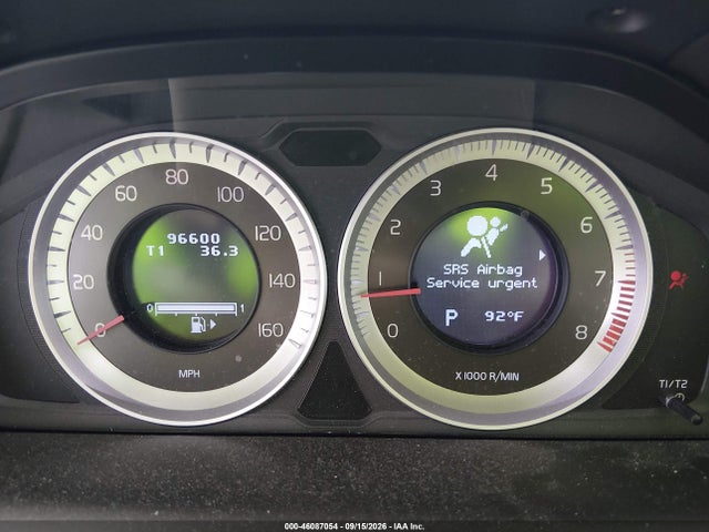 46087054 :رقم المزاد ، YV4952DLXD2422423 vin ، 2013 Volvo Xc60 3.2 Premier مزاد بيع