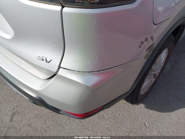 46087056 :رقم المزاد ، KNMAT2MT7HP538113 vin ، 2017 Nissan Rogue Sv مزاد بيع