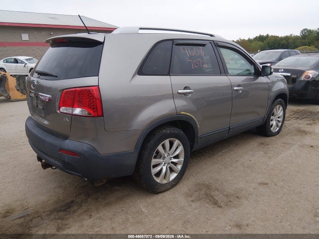 46087072 :رقم المزاد ، 5XYKU4A19BG020742 vin ، 2011 Kia Sorento Ex مزاد بيع