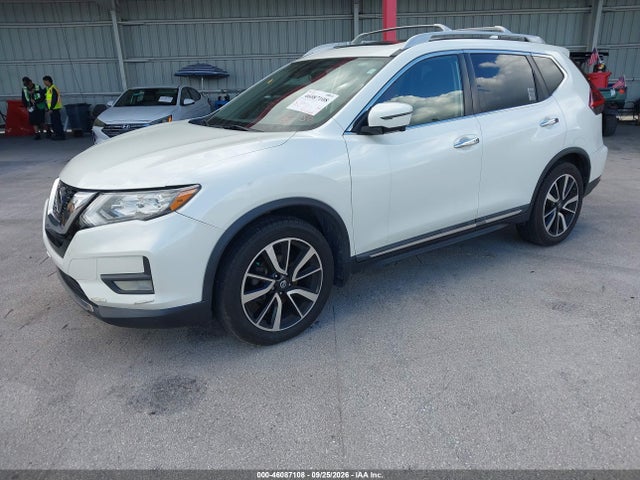 46087108 :رقم المزاد ، 5N1AT2MT3LC765942 vin ، 2020 Nissan Rogue Sl Fwd مزاد بيع