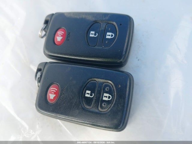 46087124 :رقم المزاد ، JTDKN3DU2B1388712 vin ، 2011 Toyota Prius Three مزاد بيع