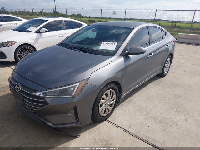 5NPD74LF0KH479563 Hyundai ELANTRA SE