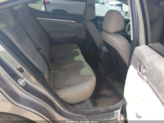 Hyundai ELANTRA SE 2019 5NPD74LF0KH479563 Image 8