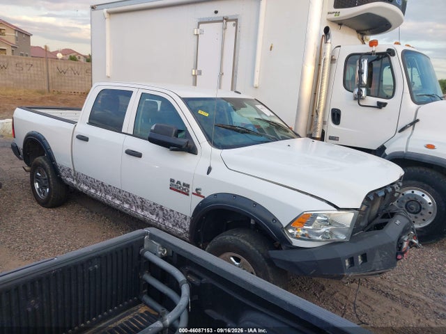 46087153 :رقم المزاد ، 3C6UR5CL1FG592319 vin ، 2015 Ram 2500 Tradesman مزاد بيع