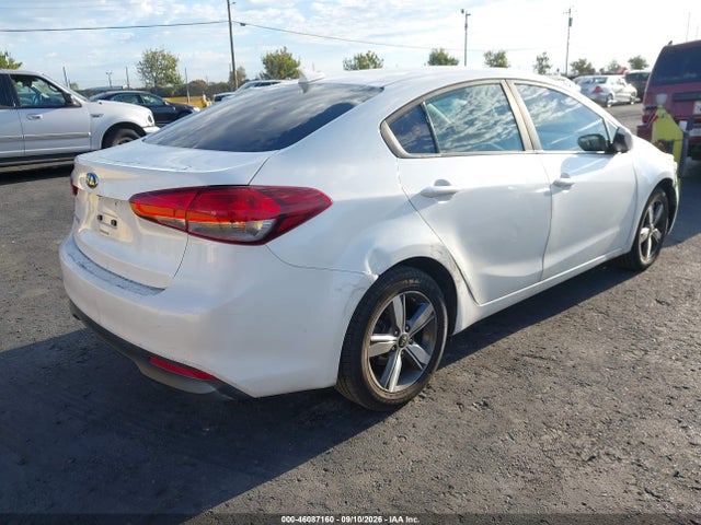 KIA FORTE LX 2018 3KPFL4A77JE222063 Image 4