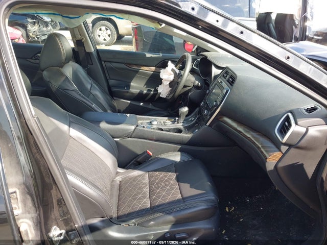 Продажа на аукционе авто 2017 Nissan Maxima 3.5 Platinum, vin: 1N4AA6AP7HC374301, номер лота: 46087187