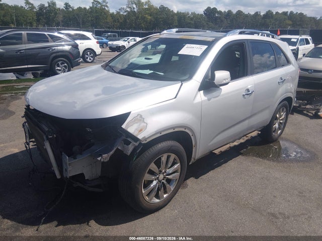 2013 Kia Sorento Sx მანქანა იყიდება აუქციონზე, vin: 5XYKW4A24DG364761, აუქციონის ნომერი: 46087226