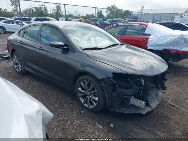 Продаж на аукціоні авто 2015 Chrysler 200 S, vin: 1C3CCCBB7FN555239, номер лоту: 46087254