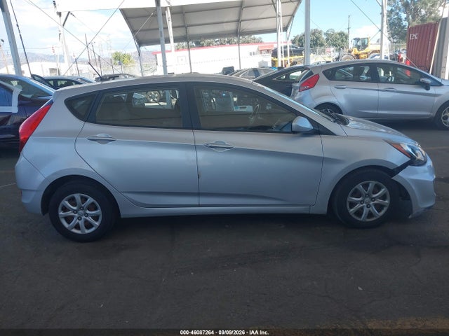 2014 Hyundai Accent Gs მანქანა იყიდება აუქციონზე, vin: KMHCT5AE8EU193649, აუქციონის ნომერი: 46087264