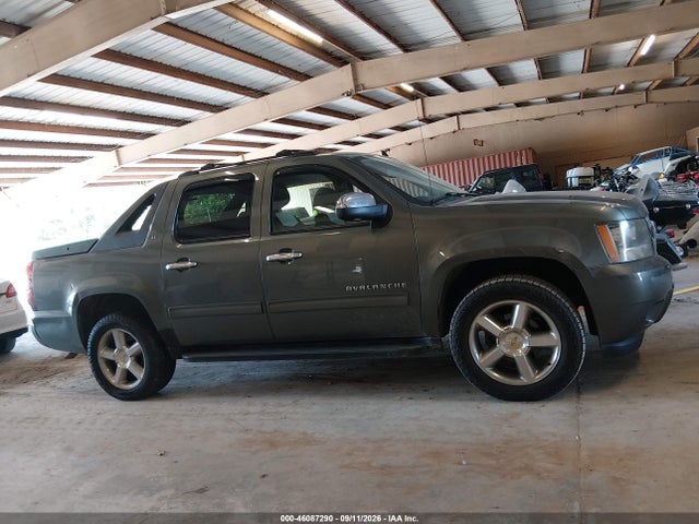 Продаж на аукціоні авто 2011 Chevrolet Avalanche 1500 Lt1, vin: 3GNTKFE39BG143533, номер лоту: 46087290