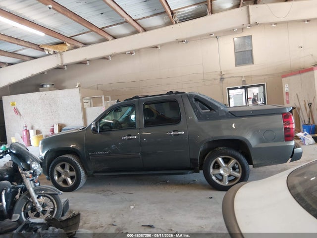 Продаж на аукціоні авто 2011 Chevrolet Avalanche 1500 Lt1, vin: 3GNTKFE39BG143533, номер лоту: 46087290