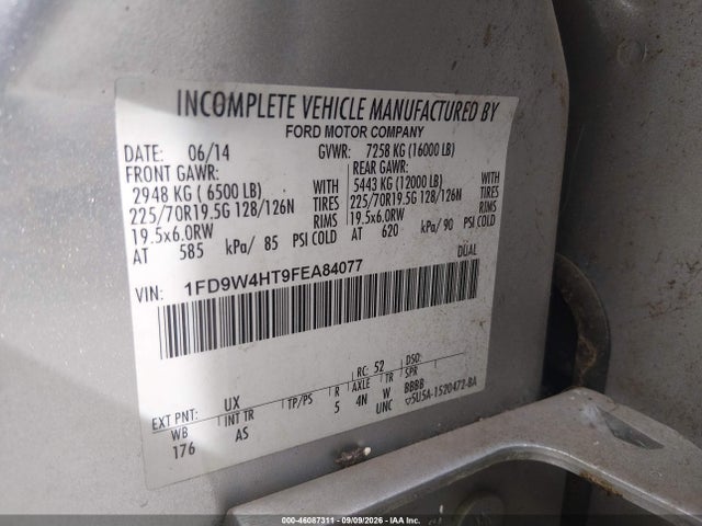 46087311 :رقم المزاد ، 1FD9W4HT9FEA84077 vin ، 2015 Ford F-450 Chassis Xl مزاد بيع