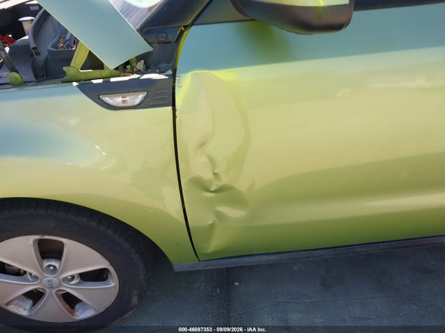 KIA Soul 2014 KNDJN2A21E7721590 Image 6