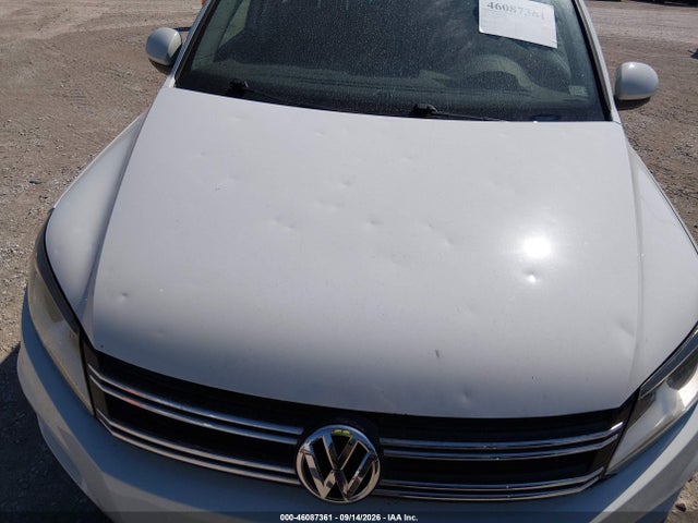 2016 Volkswagen Tiguan S მანქანა იყიდება აუქციონზე, vin: WVGAV7AX3GW006386, აუქციონის ნომერი: 46087361