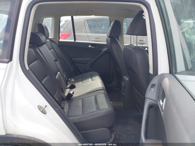 2016 Volkswagen Tiguan S მანქანა იყიდება აუქციონზე, vin: WVGAV7AX3GW006386, აუქციონის ნომერი: 46087361