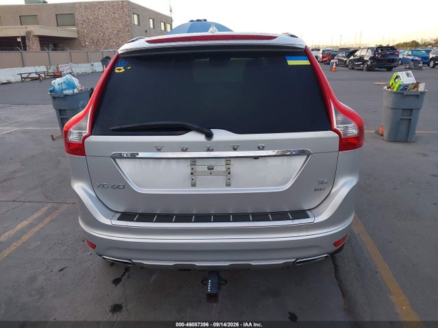 2016 Volvo Xc60 T6 Drive-e Platinum მანქანა იყიდება აუქციონზე, vin: YV449MRM0G2913860, აუქციონის ნომერი: 46087396