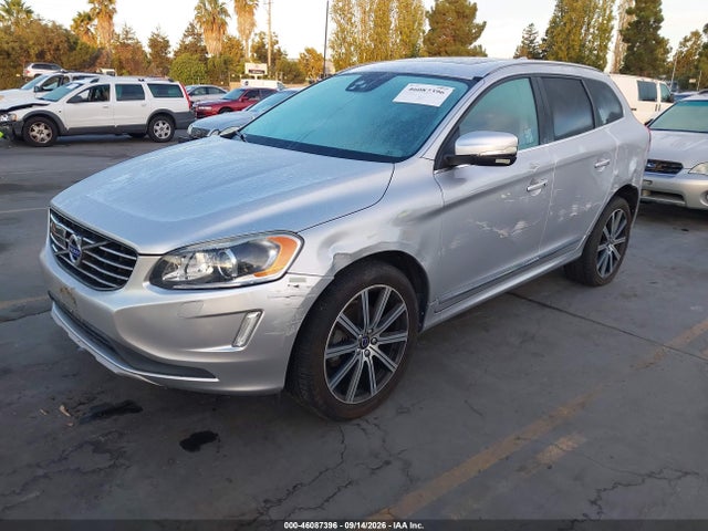 2016 Volvo Xc60 T6 Drive-e Platinum მანქანა იყიდება აუქციონზე, vin: YV449MRM0G2913860, აუქციონის ნომერი: 46087396