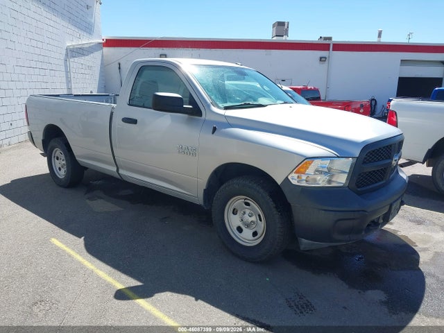 46087399 :رقم المزاد ، 3C6JR7DG4HG704730 vin ، 2017 Ram 1500 Tradesman  4x4 8' Box مزاد بيع