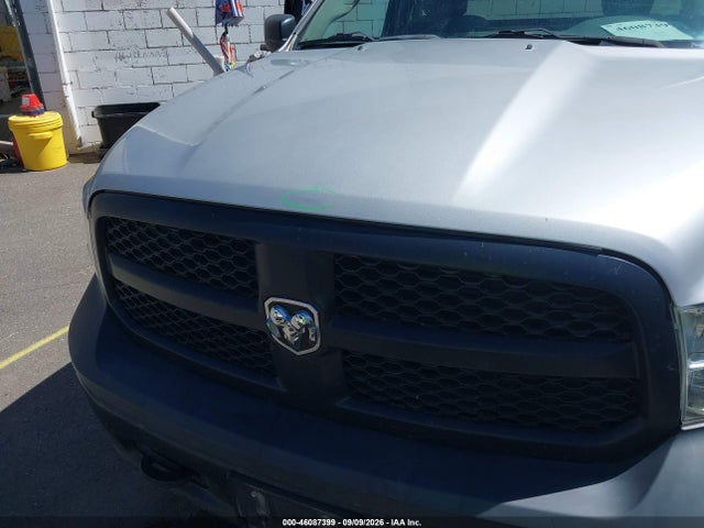 46087399 :رقم المزاد ، 3C6JR7DG4HG704730 vin ، 2017 Ram 1500 Tradesman  4x4 8' Box مزاد بيع