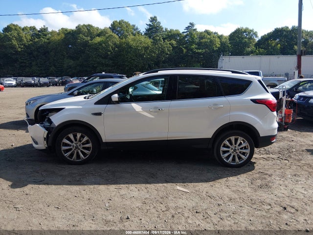 Продажа на аукционе авто 2019 Ford Escape Sel, vin: 1FMCU9HDXKUA72750, номер лота: 46087404