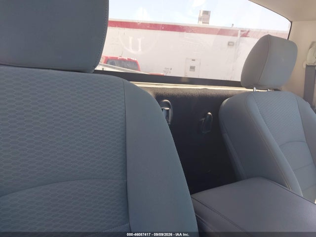 46087417 :رقم المزاد ، 3C6JR7DG8HG704729 vin ، 2017 Ram 1500 Tradesman  4x4 8' Box مزاد بيع
