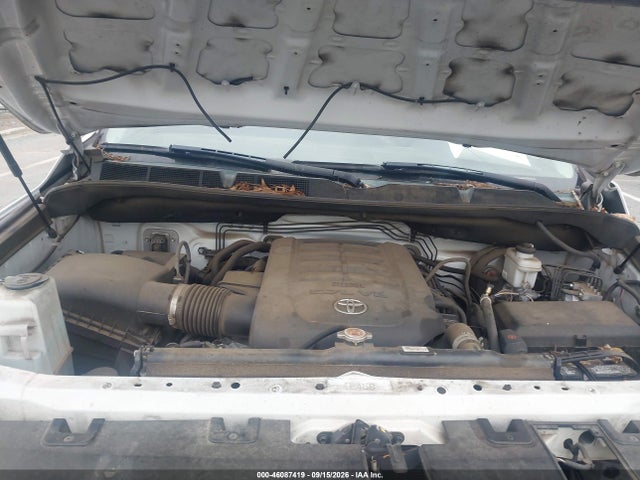 Продажа на аукционе авто 2021 Toyota Tundra Sr, vin: 5TFCY5F1XMX027755, номер лота: 46087419
