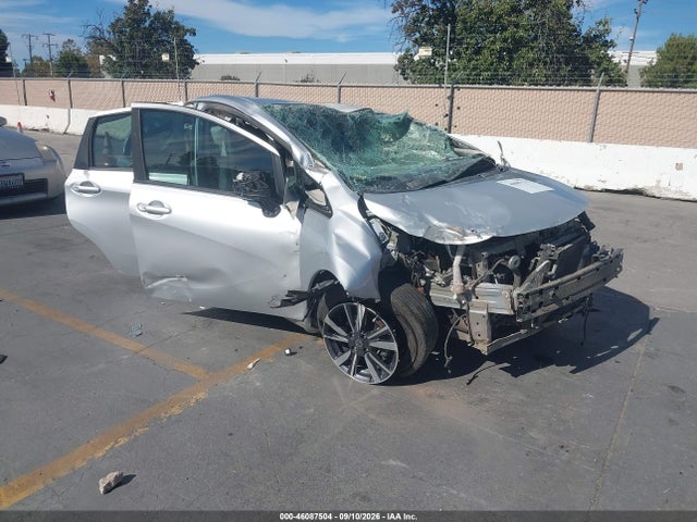 2018 3N1CE2CP8JL353256 main image