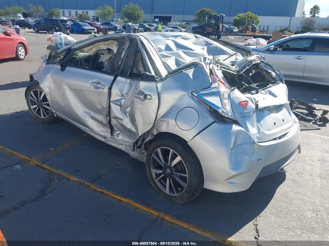 Nissan Versa Note Sr 2018 3N1CE2CP8JL353256 Image 3