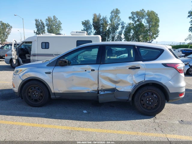Ford ESCAPE S 2017 1FMCU0F70HUB44587 Image 6