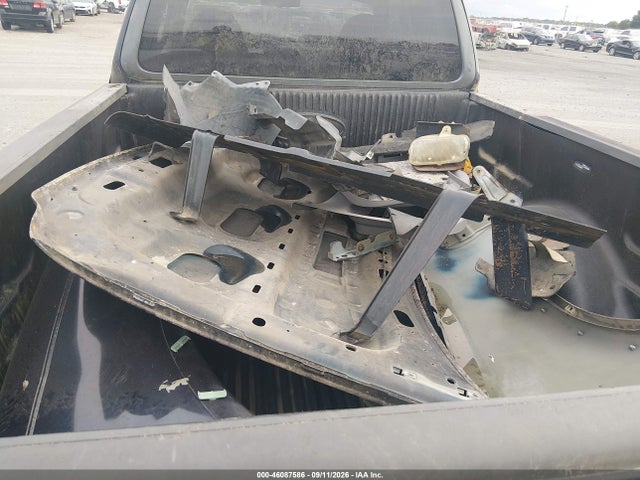 Продажа на аукционе авто 2000 Ford F-150 Lariat/work Series/xl/xlt, vin: 2FTRX18L2YCA43153, номер лота: 46087586