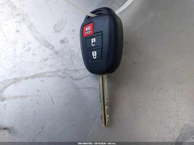 46087592 :رقم المزاد ، 3TMAZ5CN7NM179947 vin ، 2022 Toyota Tacoma Sr5 V6 مزاد بيع