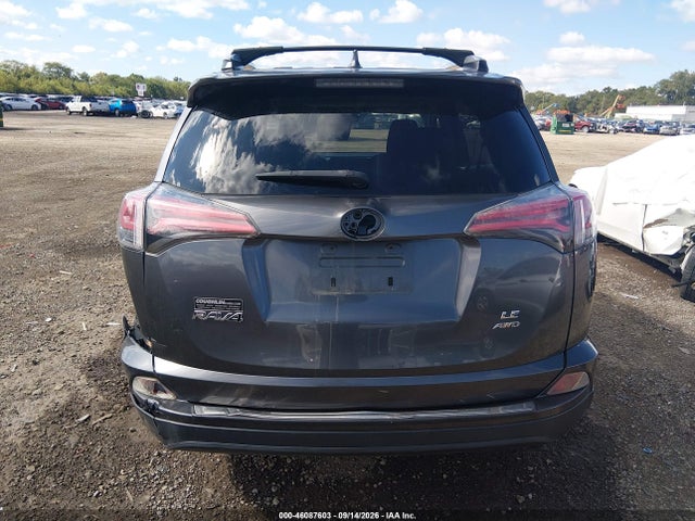 2017 Toyota Rav4 Le მანქანა იყიდება აუქციონზე, vin: JTMBFREV1HJ704567, აუქციონის ნომერი: 46087603