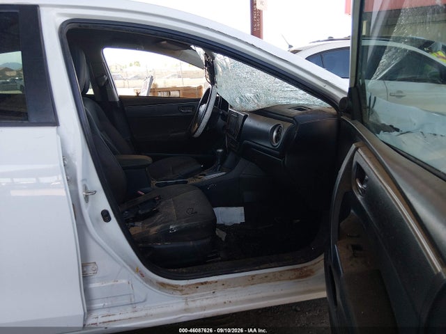 Toyota COROLLA LE 2018 2T1BURHE5JC075043 Image 5