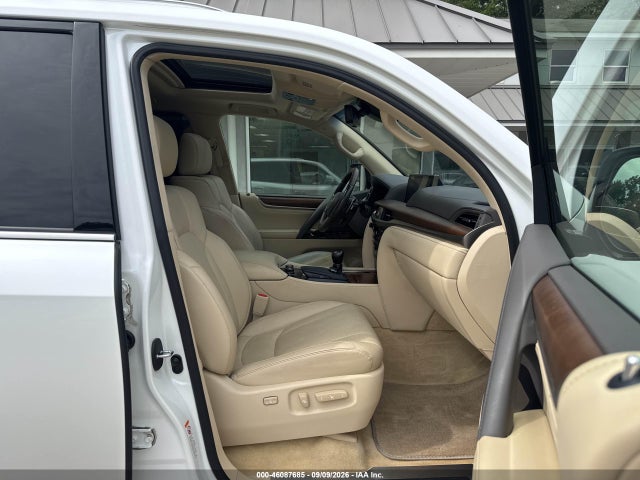 Продажа на аукционе авто 2016 Lexus Lx 570, vin: JTJHY7AX3G4213685, номер лота: 46087685