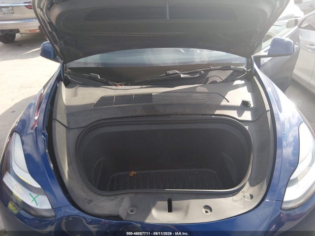 5YJYGDEE5LF010670 Tesla Model Y Long Range Dual Motor All-wheel Drive