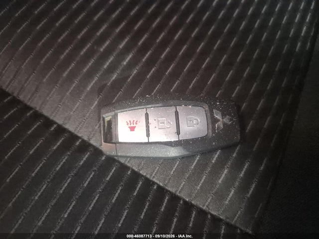 2024 Mitsubishi Outlander Es 2.5 S-awc მანქანა იყიდება აუქციონზე, vin: JA4J4UA89RZ089140, აუქციონის ნომერი: 46087713