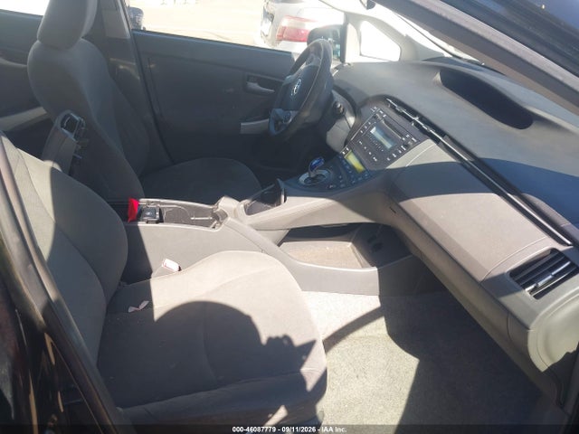 46087779 :رقم المزاد ، JTDKN3DU4B1380790 vin ، 2011 Toyota Prius Two مزاد بيع