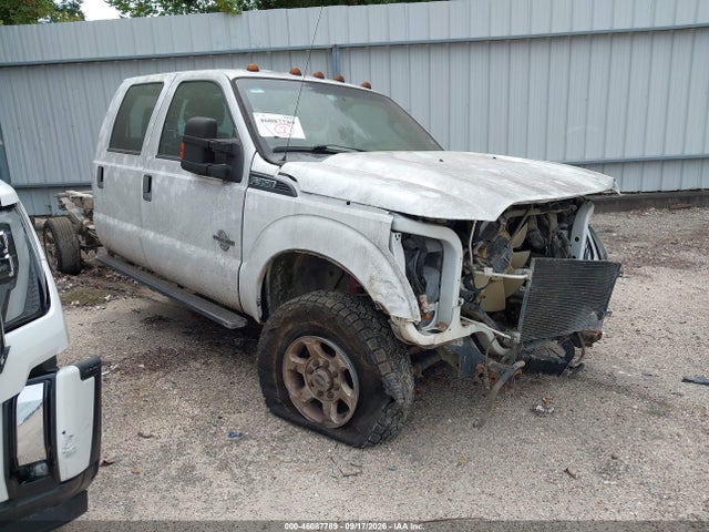 46087789 :رقم المزاد ، 1FT8W3BT8GEB73806 vin ، 2016 Ford F-350 Xl مزاد بيع