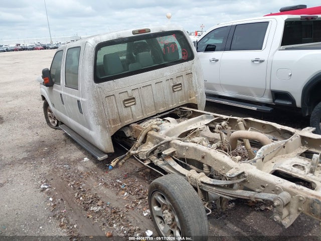 46087789 :رقم المزاد ، 1FT8W3BT8GEB73806 vin ، 2016 Ford F-350 Xl مزاد بيع