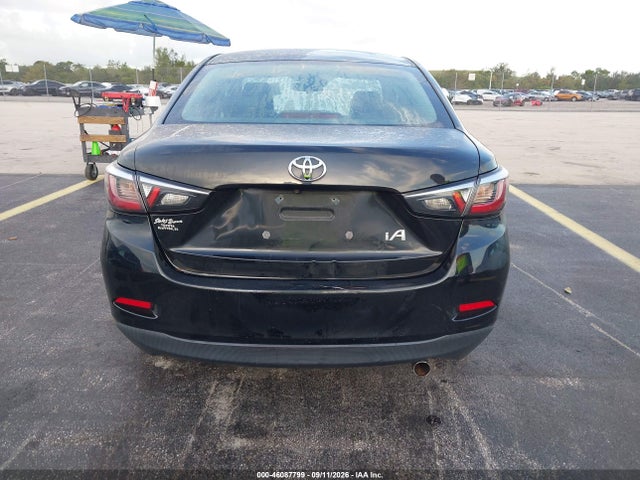 2017 Toyota Yaris Ia მანქანა იყიდება აუქციონზე, vin: 3MYDLBYV3HY147968, აუქციონის ნომერი: 46087799