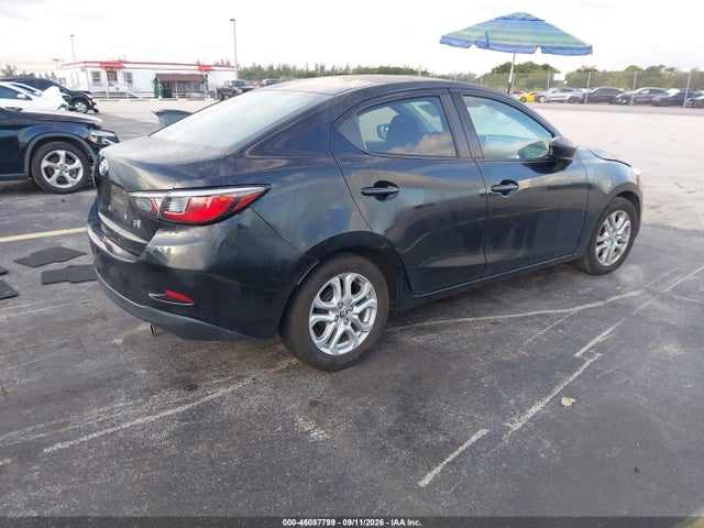 2017 Toyota Yaris Ia მანქანა იყიდება აუქციონზე, vin: 3MYDLBYV3HY147968, აუქციონის ნომერი: 46087799