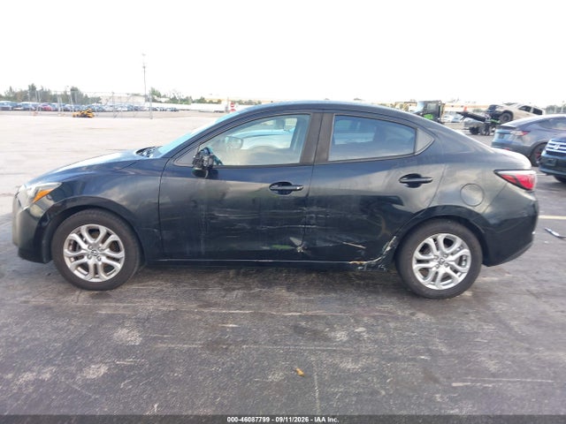 2017 Toyota Yaris Ia მანქანა იყიდება აუქციონზე, vin: 3MYDLBYV3HY147968, აუქციონის ნომერი: 46087799