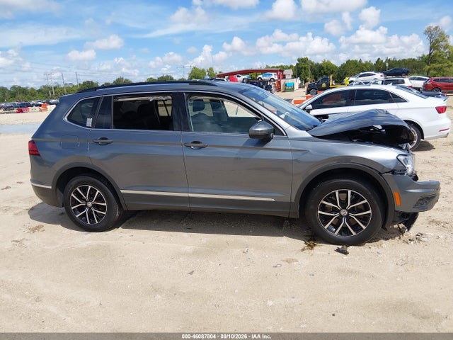 46087804 :رقم المزاد ، 3VV2B7AX9MM086193 vin ، 2021 Volkswagen Tiguan 2.0t Se/2.0t Se R-line Black/2.0t Sel مزاد بيع