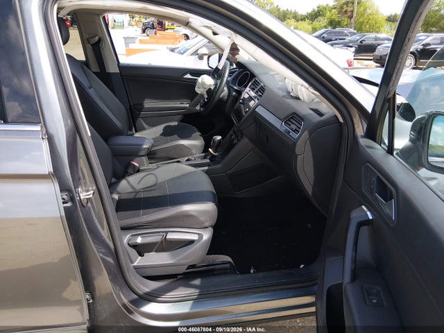 46087804 :رقم المزاد ، 3VV2B7AX9MM086193 vin ، 2021 Volkswagen Tiguan 2.0t Se/2.0t Se R-line Black/2.0t Sel مزاد بيع