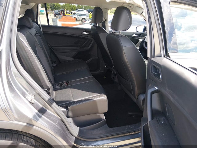 46087804 :رقم المزاد ، 3VV2B7AX9MM086193 vin ، 2021 Volkswagen Tiguan 2.0t Se/2.0t Se R-line Black/2.0t Sel مزاد بيع