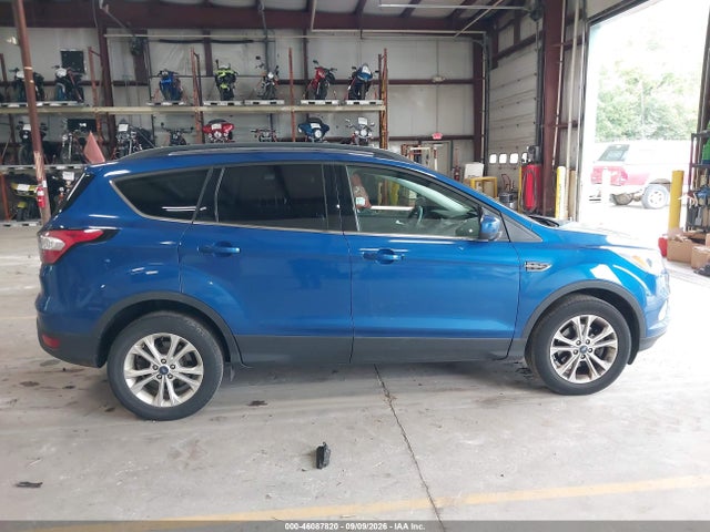 Продаж на аукціоні авто 2018 Ford Escape Se, vin: 1FMCU9GD5JUD31144, номер лоту: 46087820