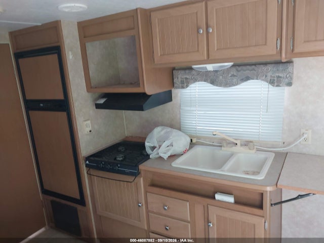 Продажа на аукционе авто 2004 Four Winds Express, vin: 47CTDTN204M418746, номер лота: 46087882